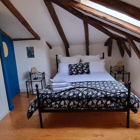 Chambres And Table D'hotes De Massigoux 2*
